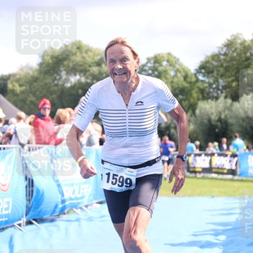 25.08.2024 - Elbe Triathlon Hamburg H.Heesch http://msf.ph/oto/6881087 25.08.2024 11:56:00 Ziel 525, 690, 777, 1599 meine-sportfotos.de