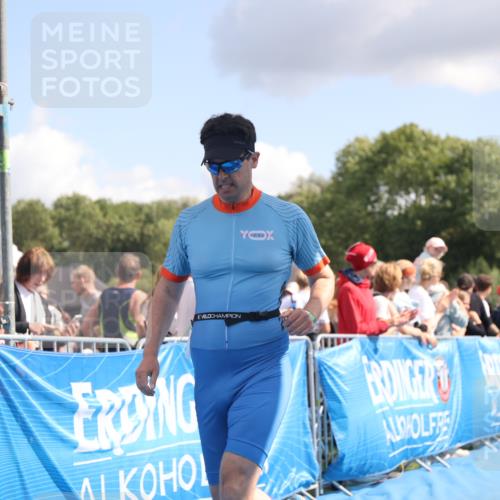 25.08.2024 - Elbe Triathlon Hamburg H.Heesch http://msf.ph/oto/6881114 25.08.2024 11:56:01 Ziel 525, 690, 777, 1599 meine-sportfotos.de