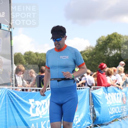 25.08.2024 - Elbe Triathlon Hamburg H.Heesch http://msf.ph/oto/6881118 25.08.2024 11:56:01 Ziel 525, 690, 777, 1599 meine-sportfotos.de