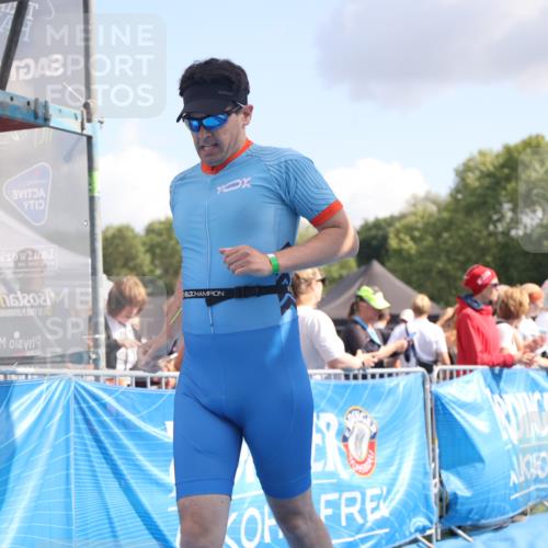 25.08.2024 - Elbe Triathlon Hamburg H.Heesch http://msf.ph/oto/6881124 25.08.2024 11:56:01 Ziel 525, 690, 777, 1599 meine-sportfotos.de