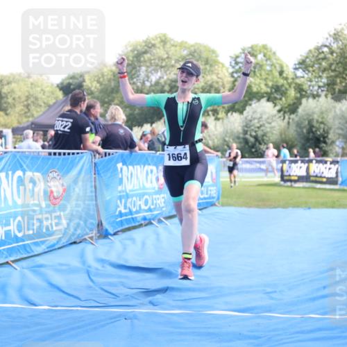 25.08.2024 - Elbe Triathlon Hamburg H.Heesch http://msf.ph/oto/6881126 25.08.2024 12:28:23 Ziel 1511, 1661, 1664, 1734 meine-sportfotos.de