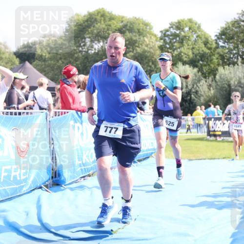 25.08.2024 - Elbe Triathlon Hamburg H.Heesch http://msf.ph/oto/6881137 25.08.2024 11:56:07 Ziel 457, 525, 690, 777, 1515 meine-sportfotos.de