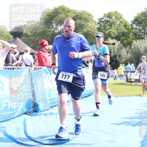 25.08.2024 - Elbe Triathlon Hamburg H.Heesch http://msf.ph/oto/6881139 25.08.2024 11:56:07 Ziel 457, 525, 690, 777, 1515 meine-sportfotos.de