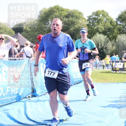 25.08.2024 - Elbe Triathlon Hamburg H.Heesch http://msf.ph/oto/6881147 25.08.2024 11:56:07 Ziel 457, 525, 690, 777, 1515 meine-sportfotos.de
