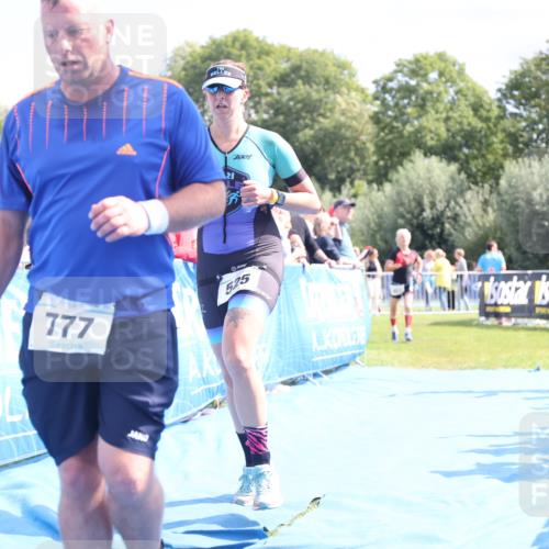 25.08.2024 - Elbe Triathlon Hamburg H.Heesch http://msf.ph/oto/6881154 25.08.2024 11:56:08 Ziel 457, 525, 690, 777, 1515 meine-sportfotos.de