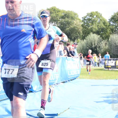 25.08.2024 - Elbe Triathlon Hamburg H.Heesch http://msf.ph/oto/6881160 25.08.2024 11:56:08 Ziel 457, 525, 690, 777, 1515 meine-sportfotos.de