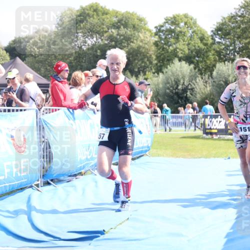 25.08.2024 - Elbe Triathlon Hamburg H.Heesch http://msf.ph/oto/6881166 25.08.2024 11:56:12 Ziel 457, 525, 777, 1515 meine-sportfotos.de