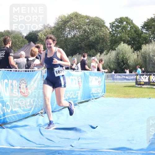 25.08.2024 - Elbe Triathlon Hamburg H.Heesch http://msf.ph/oto/6881193 25.08.2024 12:29:15 Ziel 1622 meine-sportfotos.de