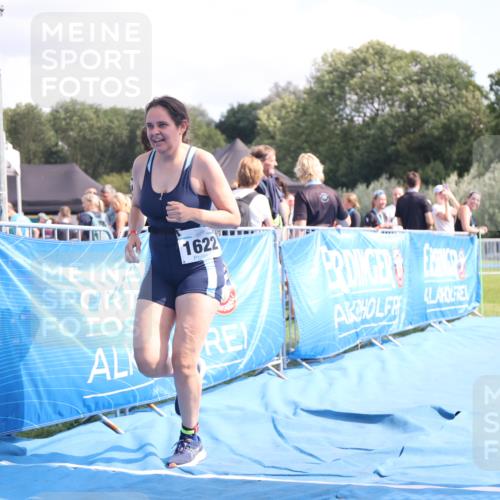 25.08.2024 - Elbe Triathlon Hamburg H.Heesch http://msf.ph/oto/6881203 25.08.2024 12:29:16 Ziel 1622 meine-sportfotos.de