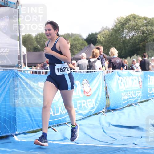 25.08.2024 - Elbe Triathlon Hamburg H.Heesch http://msf.ph/oto/6881209 25.08.2024 12:29:16 Ziel 1622 meine-sportfotos.de