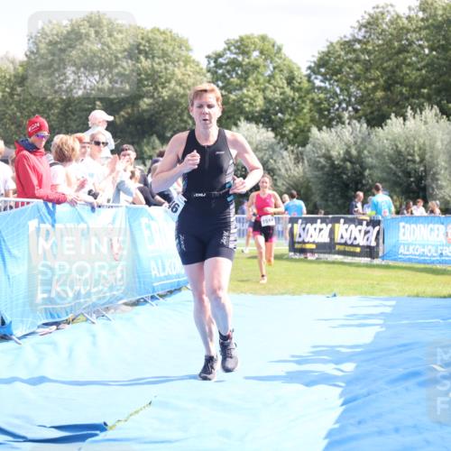 25.08.2024 - Elbe Triathlon Hamburg H.Heesch http://msf.ph/oto/6881234 25.08.2024 11:56:26 Ziel 1514, 1546 meine-sportfotos.de