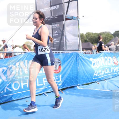 25.08.2024 - Elbe Triathlon Hamburg H.Heesch http://msf.ph/oto/6881238 25.08.2024 12:29:17 Ziel 1622 meine-sportfotos.de