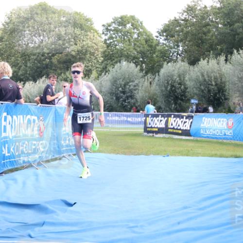 25.08.2024 - Elbe Triathlon Hamburg H.Heesch http://msf.ph/oto/6881247 25.08.2024 12:29:30 Ziel 1725 meine-sportfotos.de