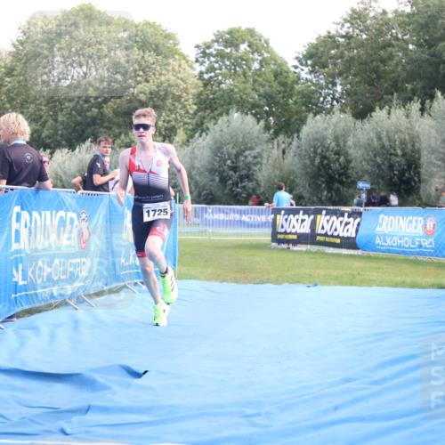 25.08.2024 - Elbe Triathlon Hamburg H.Heesch http://msf.ph/oto/6881249 25.08.2024 12:29:30 Ziel 1725 meine-sportfotos.de