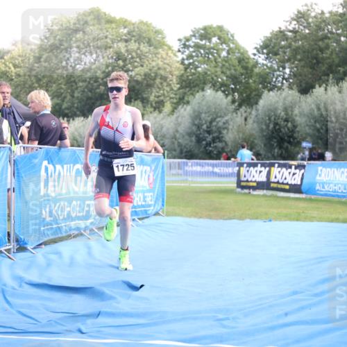 25.08.2024 - Elbe Triathlon Hamburg H.Heesch http://msf.ph/oto/6881257 25.08.2024 12:29:30 Ziel 1725 meine-sportfotos.de