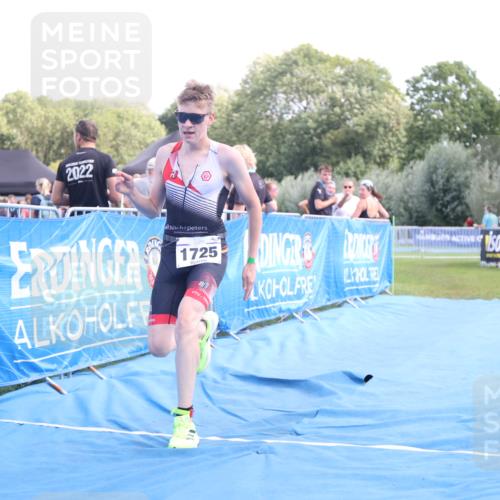 25.08.2024 - Elbe Triathlon Hamburg H.Heesch http://msf.ph/oto/6881275 25.08.2024 12:29:30 Ziel 1725 meine-sportfotos.de