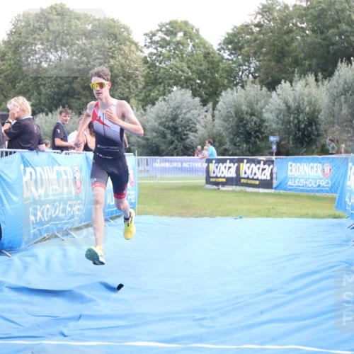 25.08.2024 - Elbe Triathlon Hamburg H.Heesch http://msf.ph/oto/6881288 25.08.2024 12:30:41 Ziel 1724 meine-sportfotos.de