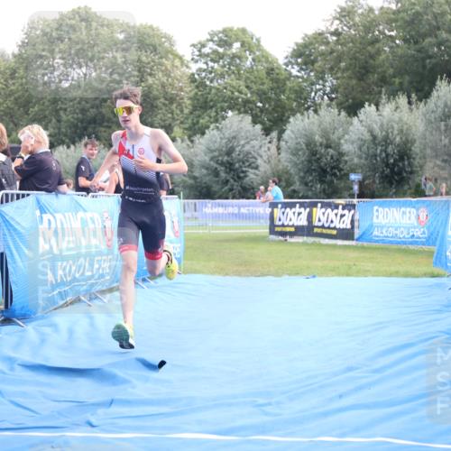 25.08.2024 - Elbe Triathlon Hamburg H.Heesch http://msf.ph/oto/6881291 25.08.2024 12:30:42 Ziel 1724 meine-sportfotos.de