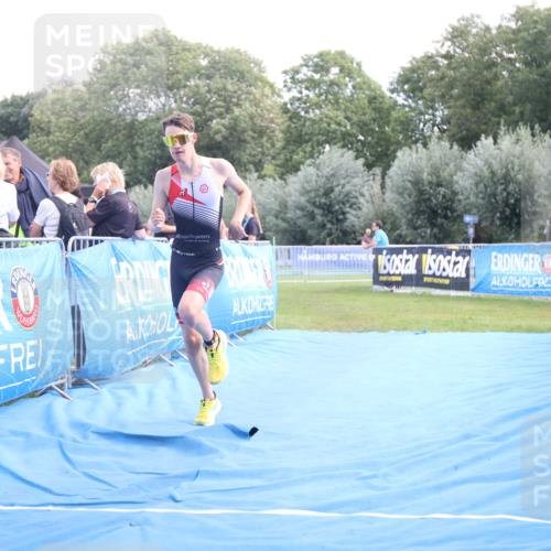 25.08.2024 - Elbe Triathlon Hamburg H.Heesch http://msf.ph/oto/6881299 25.08.2024 12:30:42 Ziel 1724 meine-sportfotos.de