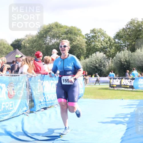 25.08.2024 - Elbe Triathlon Hamburg H.Heesch http://msf.ph/oto/6881336 25.08.2024 11:56:35 Ziel 1514, 1556 meine-sportfotos.de