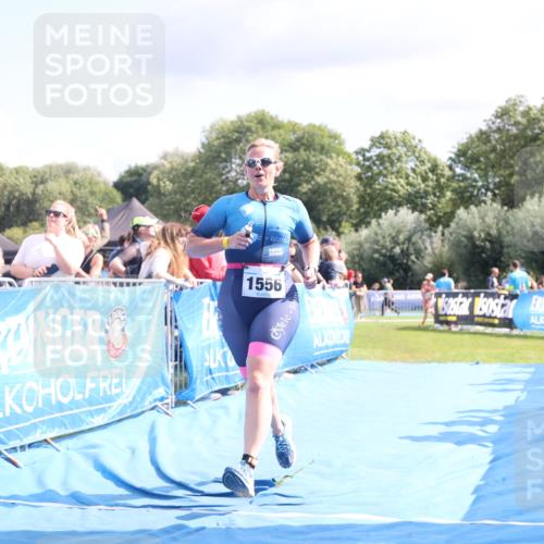 25.08.2024 - Elbe Triathlon Hamburg H.Heesch http://msf.ph/oto/6881343 25.08.2024 11:56:35 Ziel 1514, 1556 meine-sportfotos.de