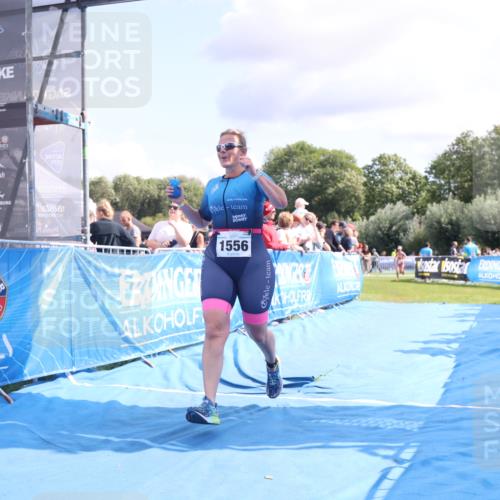 25.08.2024 - Elbe Triathlon Hamburg H.Heesch http://msf.ph/oto/6881356 25.08.2024 11:56:36 Ziel 1514, 1556, 1579 meine-sportfotos.de