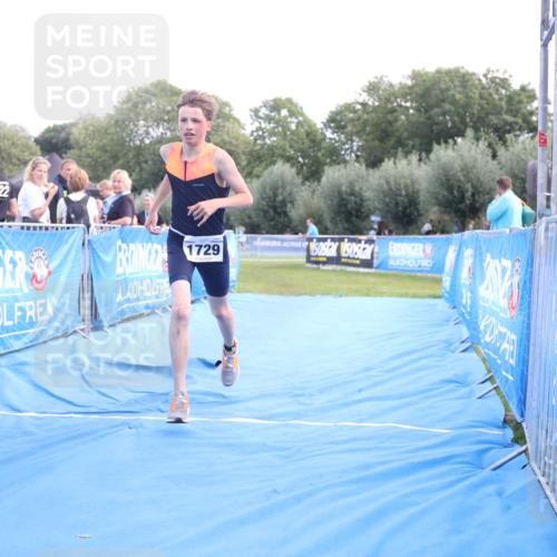 25.08.2024 - Elbe Triathlon Hamburg H.Heesch http://msf.ph/oto/6881359 25.08.2024 12:30:55 Ziel 1729 meine-sportfotos.de