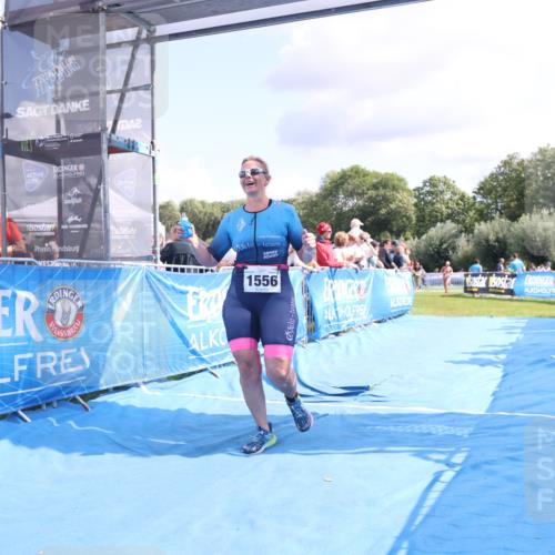 25.08.2024 - Elbe Triathlon Hamburg H.Heesch http://msf.ph/oto/6881362 25.08.2024 11:56:36 Ziel 1514, 1556, 1579 meine-sportfotos.de