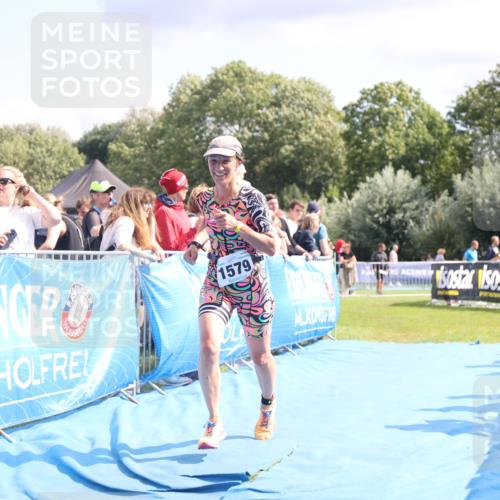 25.08.2024 - Elbe Triathlon Hamburg H.Heesch http://msf.ph/oto/6881366 25.08.2024 11:56:44 Ziel 1579 meine-sportfotos.de