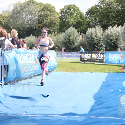 25.08.2024 - Elbe Triathlon Hamburg H.Heesch http://msf.ph/oto/6881374 25.08.2024 12:32:52 Ziel 1733 meine-sportfotos.de