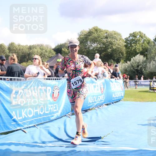 25.08.2024 - Elbe Triathlon Hamburg H.Heesch http://msf.ph/oto/6881379 25.08.2024 11:56:44 Ziel 1579 meine-sportfotos.de