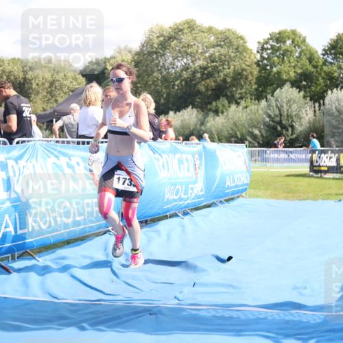 25.08.2024 - Elbe Triathlon Hamburg H.Heesch http://msf.ph/oto/6881384 25.08.2024 12:32:53 Ziel 1733 meine-sportfotos.de