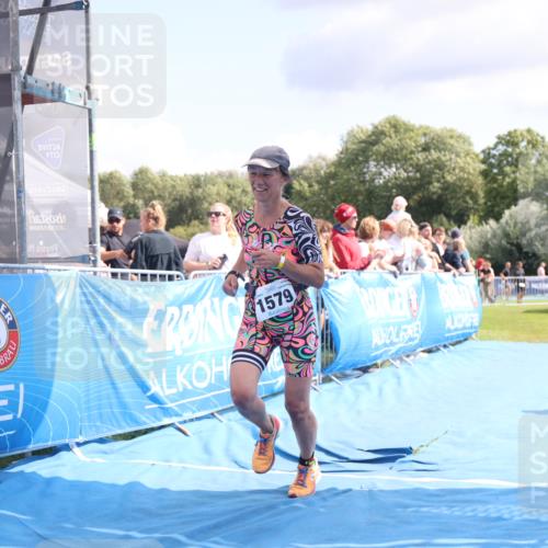 25.08.2024 - Elbe Triathlon Hamburg H.Heesch http://msf.ph/oto/6881390 25.08.2024 11:56:45 Ziel 1579 meine-sportfotos.de