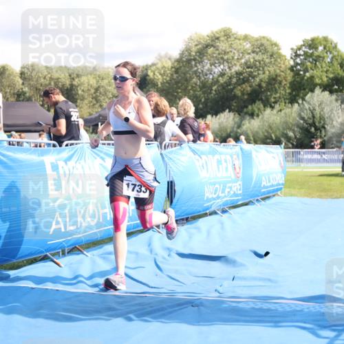 25.08.2024 - Elbe Triathlon Hamburg H.Heesch http://msf.ph/oto/6881391 25.08.2024 12:32:54 Ziel 1733 meine-sportfotos.de
