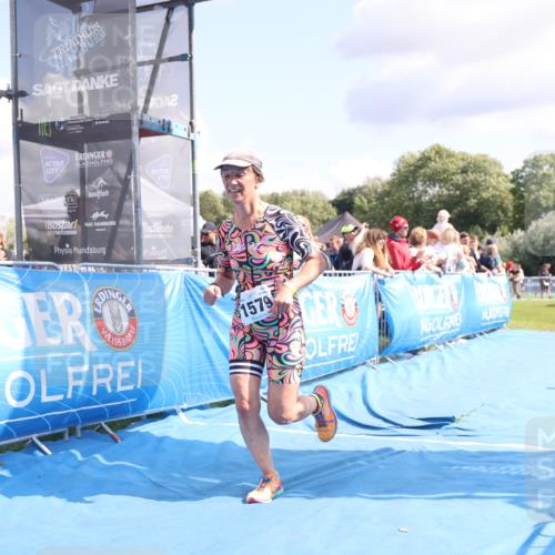 25.08.2024 - Elbe Triathlon Hamburg H.Heesch http://msf.ph/oto/6881400 25.08.2024 11:56:45 Ziel 1579 meine-sportfotos.de