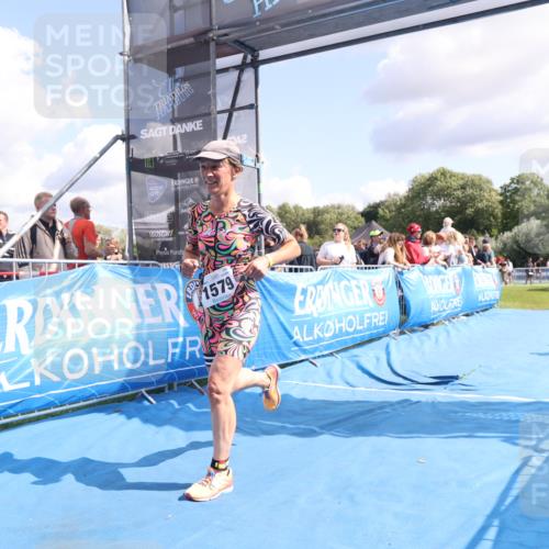 25.08.2024 - Elbe Triathlon Hamburg H.Heesch http://msf.ph/oto/6881409 25.08.2024 11:56:45 Ziel 1579 meine-sportfotos.de