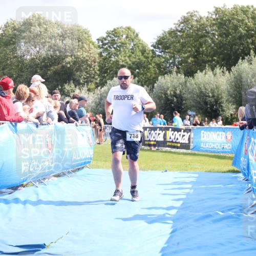 25.08.2024 - Elbe Triathlon Hamburg H.Heesch http://msf.ph/oto/6881422 25.08.2024 11:56:55 Ziel 788, 1518 meine-sportfotos.de
