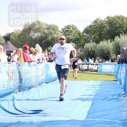 25.08.2024 - Elbe Triathlon Hamburg H.Heesch http://msf.ph/oto/6881439 25.08.2024 11:56:55 Ziel 788, 1518 meine-sportfotos.de