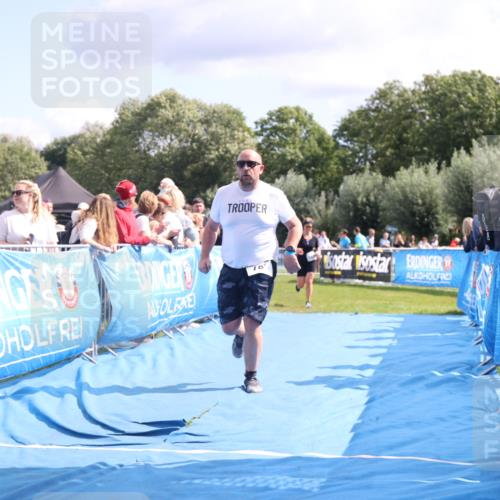 25.08.2024 - Elbe Triathlon Hamburg H.Heesch http://msf.ph/oto/6881444 25.08.2024 11:56:55 Ziel 788, 1518 meine-sportfotos.de