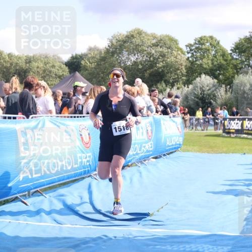 25.08.2024 - Elbe Triathlon Hamburg H.Heesch http://msf.ph/oto/6881495 25.08.2024 11:56:59 Ziel 788, 1492, 1518 meine-sportfotos.de