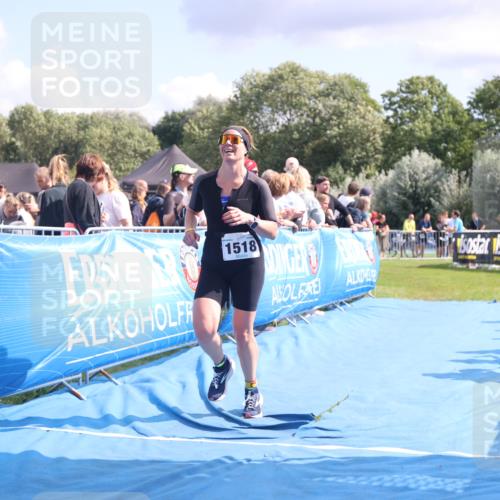 25.08.2024 - Elbe Triathlon Hamburg H.Heesch http://msf.ph/oto/6881499 25.08.2024 11:56:59 Ziel 788, 1492, 1518 meine-sportfotos.de