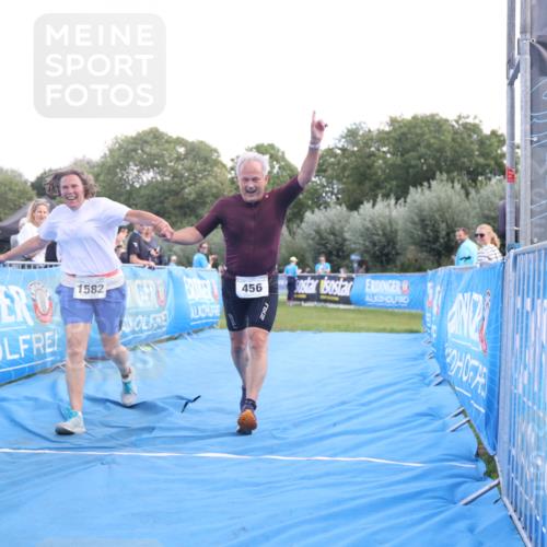 25.08.2024 - Elbe Triathlon Hamburg H.Heesch http://msf.ph/oto/6881501 25.08.2024 12:34:36 Ziel 456, 1582 meine-sportfotos.de