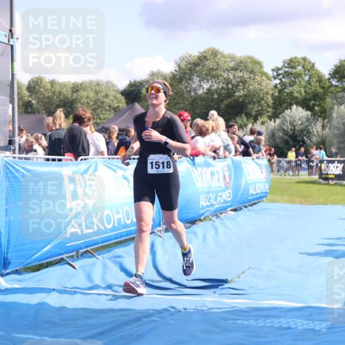25.08.2024 - Elbe Triathlon Hamburg H.Heesch http://msf.ph/oto/6881504 25.08.2024 11:56:59 Ziel 788, 1492, 1518 meine-sportfotos.de