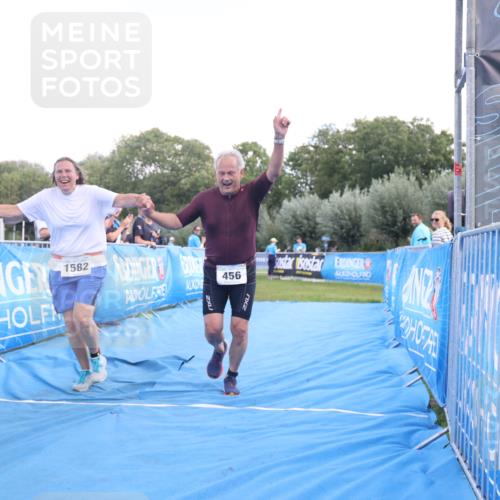 25.08.2024 - Elbe Triathlon Hamburg H.Heesch http://msf.ph/oto/6881509 25.08.2024 12:34:36 Ziel 456, 1582 meine-sportfotos.de