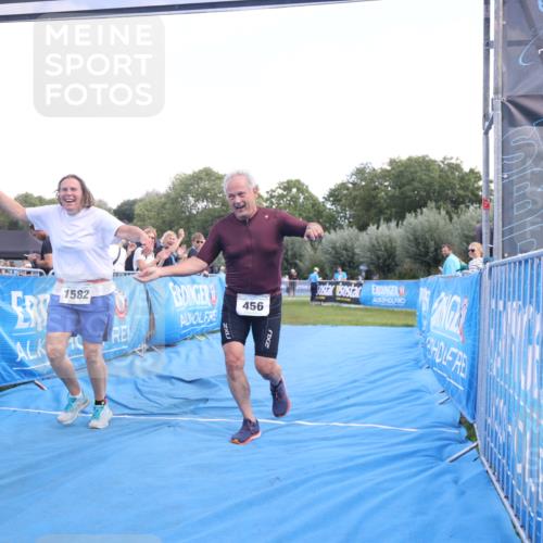 25.08.2024 - Elbe Triathlon Hamburg H.Heesch http://msf.ph/oto/6881526 25.08.2024 12:34:36 Ziel 456, 1582 meine-sportfotos.de
