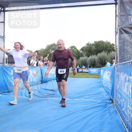 25.08.2024 - Elbe Triathlon Hamburg H.Heesch http://msf.ph/oto/6881531 25.08.2024 12:34:36 Ziel 456, 1582 meine-sportfotos.de