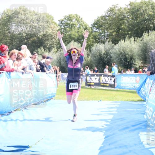25.08.2024 - Elbe Triathlon Hamburg H.Heesch http://msf.ph/oto/6881539 25.08.2024 11:57:07 Ziel 1492 meine-sportfotos.de