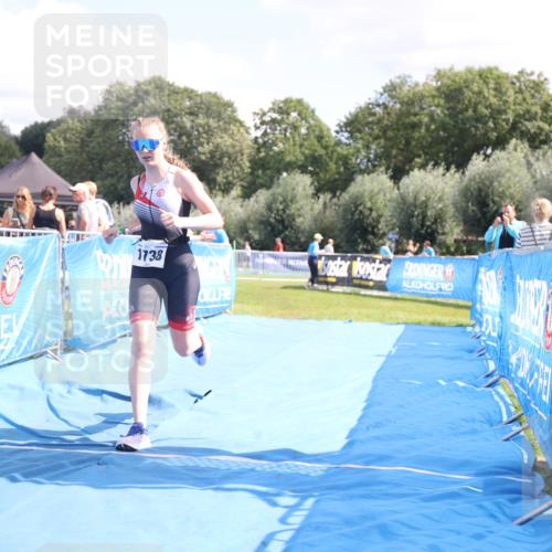 25.08.2024 - Elbe Triathlon Hamburg H.Heesch http://msf.ph/oto/6881575 25.08.2024 12:35:15 Ziel 1738 meine-sportfotos.de