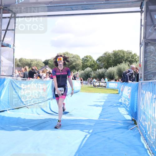 25.08.2024 - Elbe Triathlon Hamburg H.Heesch http://msf.ph/oto/6881587 25.08.2024 11:57:08 Ziel 1492 meine-sportfotos.de