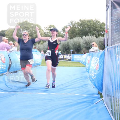 25.08.2024 - Elbe Triathlon Hamburg H.Heesch http://msf.ph/oto/6881609 25.08.2024 12:36:12 Ziel 1535, 1633 meine-sportfotos.de